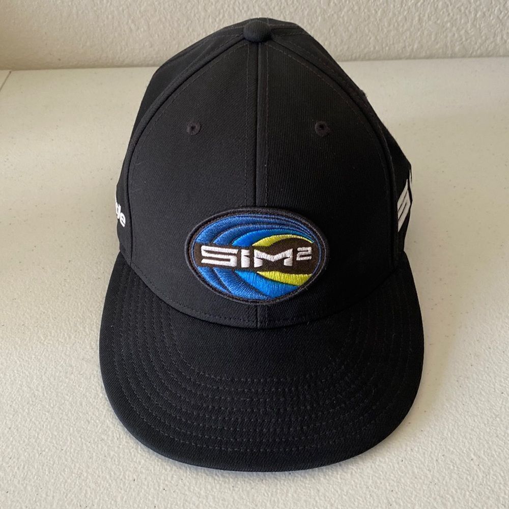 TAYLORMADE SIM2 Men’s Black Golf Hat One Size NWOT